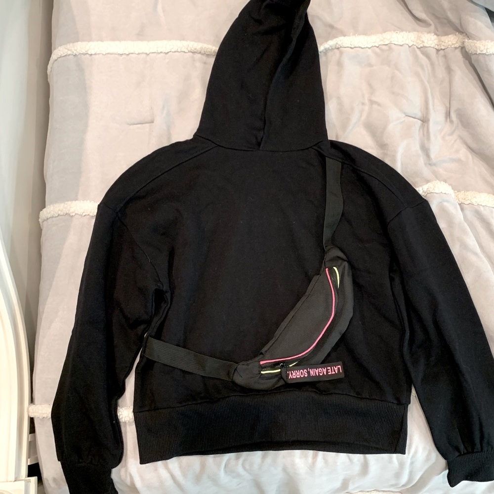 Zara Sweatshirt